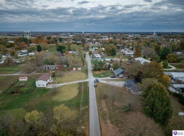 Chester Street, Leitchfield, Kentucky 42754, ,3 BathroomsBathrooms,For Sale,Chester Street,HK24004528