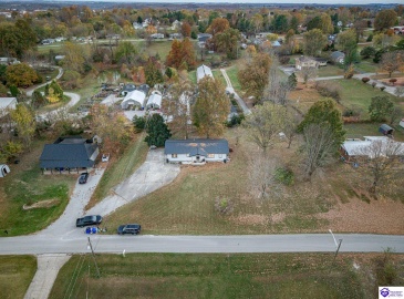 Chester Street, Leitchfield, Kentucky 42754, ,3 BathroomsBathrooms,For Sale,Chester Street,HK24004528