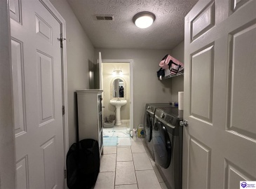 Aaron Way, Campbellsville, Kentucky 42718, ,3 BathroomsBathrooms,For Sale,Aaron Way,HK24004531