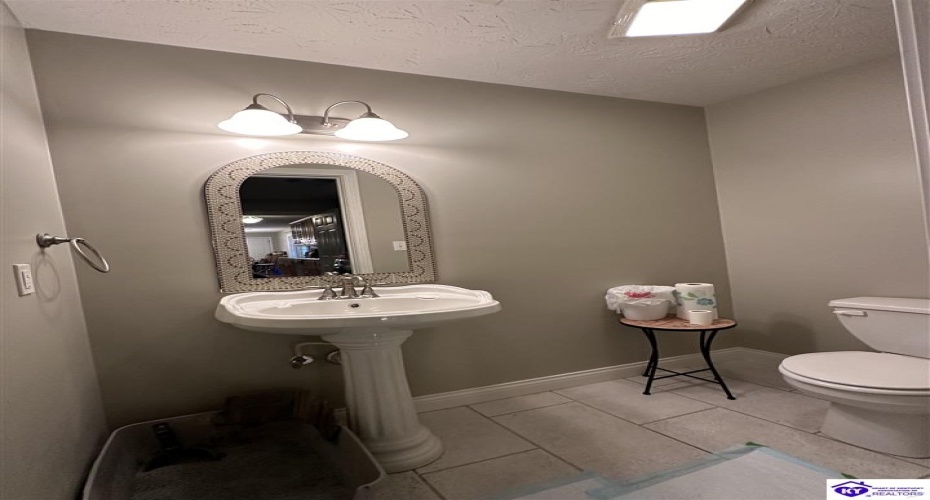Aaron Way, Campbellsville, Kentucky 42718, ,3 BathroomsBathrooms,For Sale,Aaron Way,HK24004531