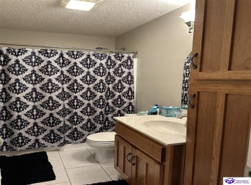 Aaron Way, Campbellsville, Kentucky 42718, ,3 BathroomsBathrooms,For Sale,Aaron Way,HK24004531