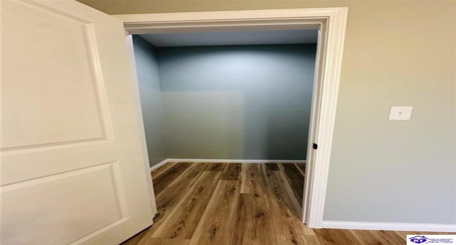 Robert Landis Road, Greensburg, Kentucky 42743, ,1 BathroomBathrooms,For Sale,Robert Landis Road,HK24004532