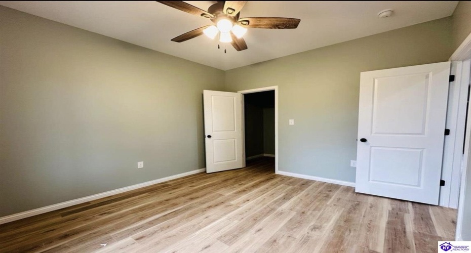 Robert Landis Road, Greensburg, Kentucky 42743, ,1 BathroomBathrooms,For Sale,Robert Landis Road,HK24004532