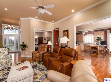 St Andrews Drive, Vine Grove, Kentucky 40175, ,4 BathroomsBathrooms,For Sale,St Andrews Drive,HK24004533