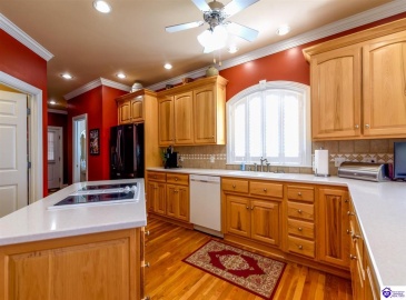 St Andrews Drive, Vine Grove, Kentucky 40175, ,4 BathroomsBathrooms,For Sale,St Andrews Drive,HK24004533