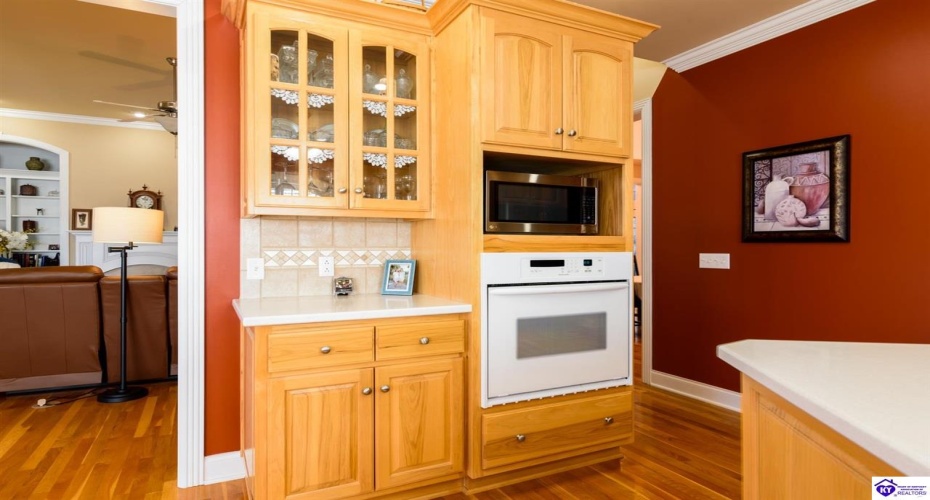 St Andrews Drive, Vine Grove, Kentucky 40175, ,4 BathroomsBathrooms,For Sale,St Andrews Drive,HK24004533