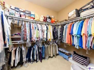 St Andrews Drive, Vine Grove, Kentucky 40175, ,4 BathroomsBathrooms,For Sale,St Andrews Drive,HK24004533