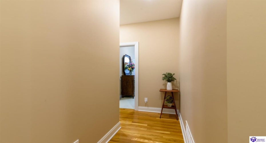 St Andrews Drive, Vine Grove, Kentucky 40175, ,4 BathroomsBathrooms,For Sale,St Andrews Drive,HK24004533