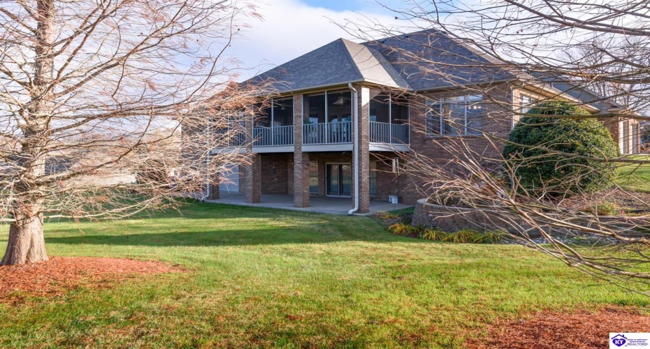 St Andrews Drive, Vine Grove, Kentucky 40175, ,4 BathroomsBathrooms,For Sale,St Andrews Drive,HK24004533