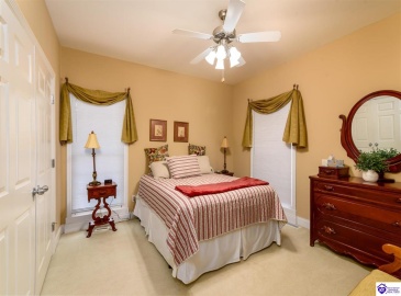 St Andrews Drive, Vine Grove, Kentucky 40175, ,4 BathroomsBathrooms,For Sale,St Andrews Drive,HK24004533