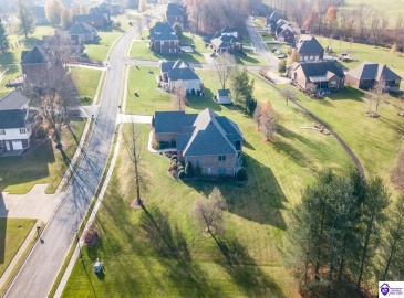 St Andrews Drive, Vine Grove, Kentucky 40175, ,4 BathroomsBathrooms,For Sale,St Andrews Drive,HK24004533