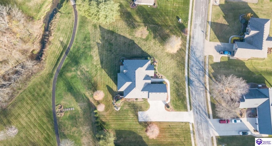 St Andrews Drive, Vine Grove, Kentucky 40175, ,4 BathroomsBathrooms,For Sale,St Andrews Drive,HK24004533