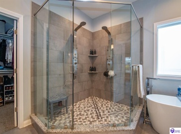 Park Avenue, Elizabethtown, Kentucky 42701, ,4 BathroomsBathrooms,For Sale,Park Avenue,HK24004534