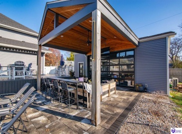 Park Avenue, Elizabethtown, Kentucky 42701, ,4 BathroomsBathrooms,For Sale,Park Avenue,HK24004534