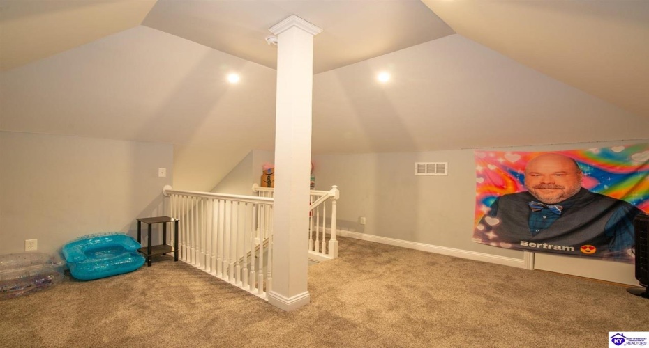 Park Avenue, Elizabethtown, Kentucky 42701, ,4 BathroomsBathrooms,For Sale,Park Avenue,HK24004534