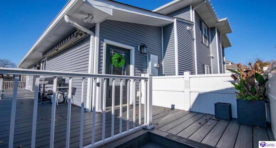 Park Avenue, Elizabethtown, Kentucky 42701, ,4 BathroomsBathrooms,For Sale,Park Avenue,HK24004534