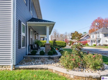 Park Avenue, Elizabethtown, Kentucky 42701, ,4 BathroomsBathrooms,For Sale,Park Avenue,HK24004534