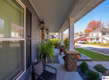 Park Avenue, Elizabethtown, Kentucky 42701, ,4 BathroomsBathrooms,For Sale,Park Avenue,HK24004534