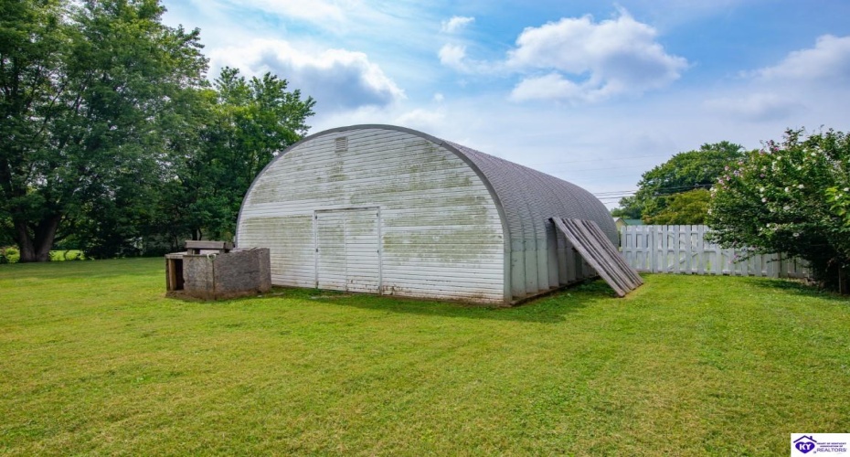 Main Street, Cecilia, Kentucky 42724, ,3 BathroomsBathrooms,For Sale,Main Street,HK24002760