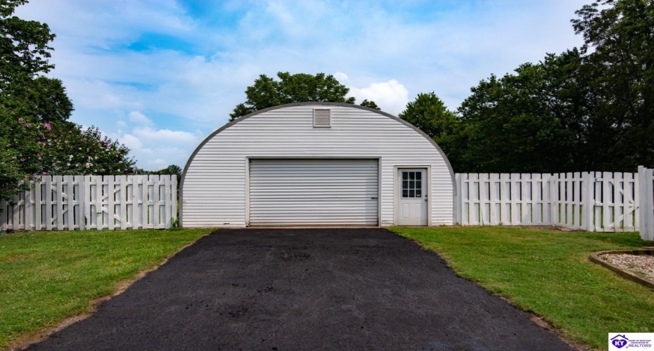 Main Street, Cecilia, Kentucky 42724, ,3 BathroomsBathrooms,For Sale,Main Street,HK24002760