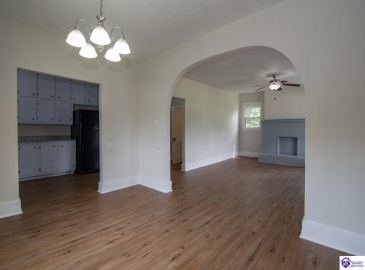 Main Street, Cecilia, Kentucky 42724, ,3 BathroomsBathrooms,For Sale,Main Street,HK24002760