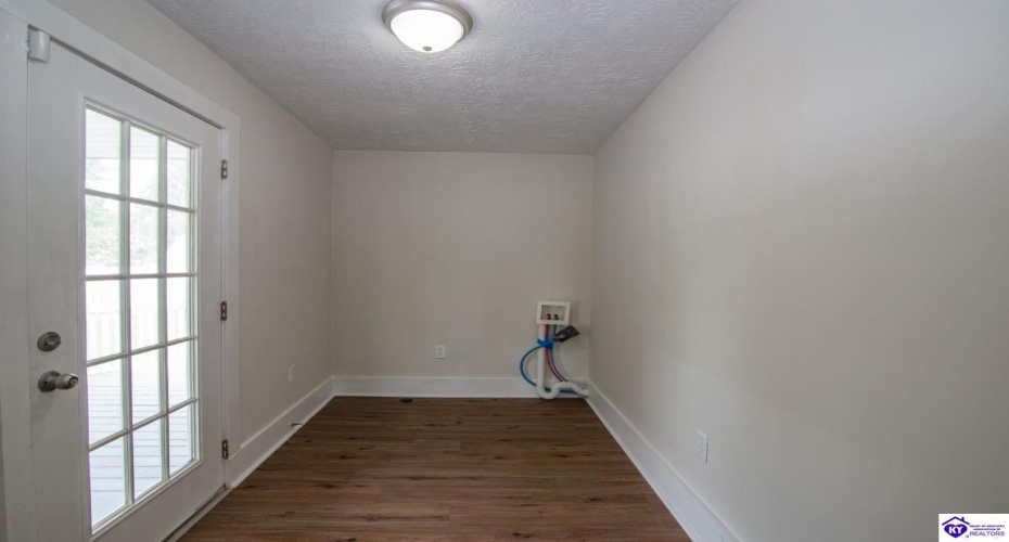 Main Street, Cecilia, Kentucky 42724, ,3 BathroomsBathrooms,For Sale,Main Street,HK24002760