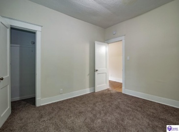 Main Street, Cecilia, Kentucky 42724, ,3 BathroomsBathrooms,For Sale,Main Street,HK24002760