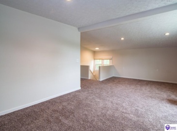 Main Street, Cecilia, Kentucky 42724, ,3 BathroomsBathrooms,For Sale,Main Street,HK24002760