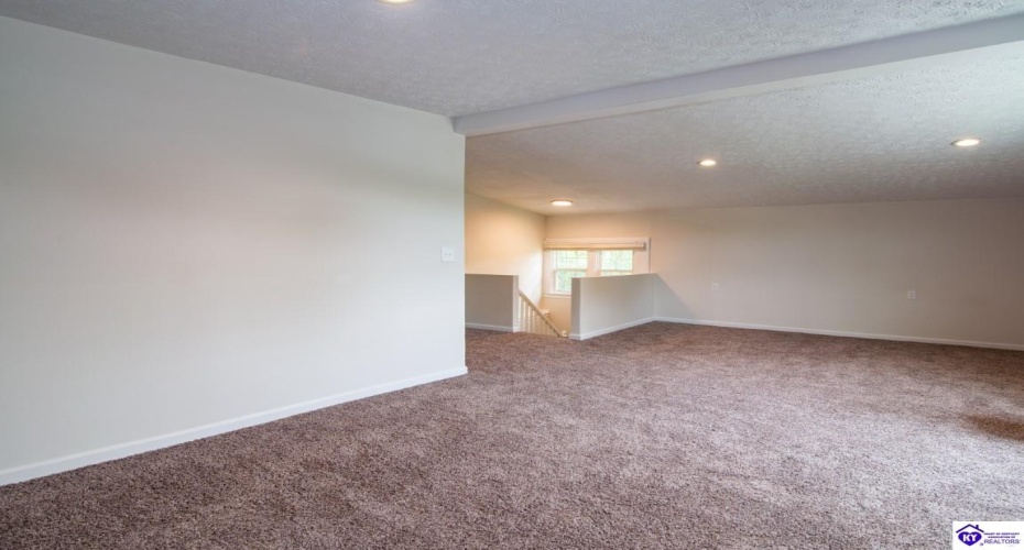 Main Street, Cecilia, Kentucky 42724, ,3 BathroomsBathrooms,For Sale,Main Street,HK24002760