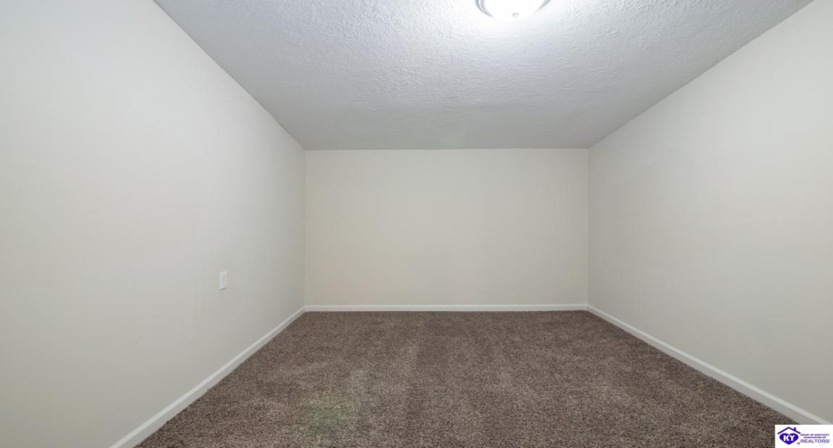 Main Street, Cecilia, Kentucky 42724, ,3 BathroomsBathrooms,For Sale,Main Street,HK24002760