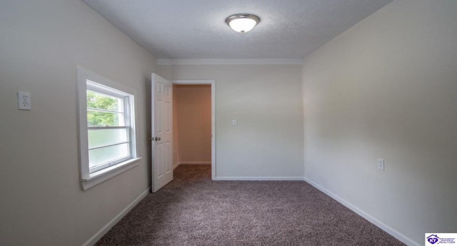 Main Street, Cecilia, Kentucky 42724, ,3 BathroomsBathrooms,For Sale,Main Street,HK24002760