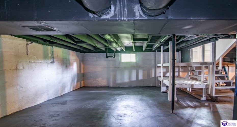 Main Street, Cecilia, Kentucky 42724, ,3 BathroomsBathrooms,For Sale,Main Street,HK24002760