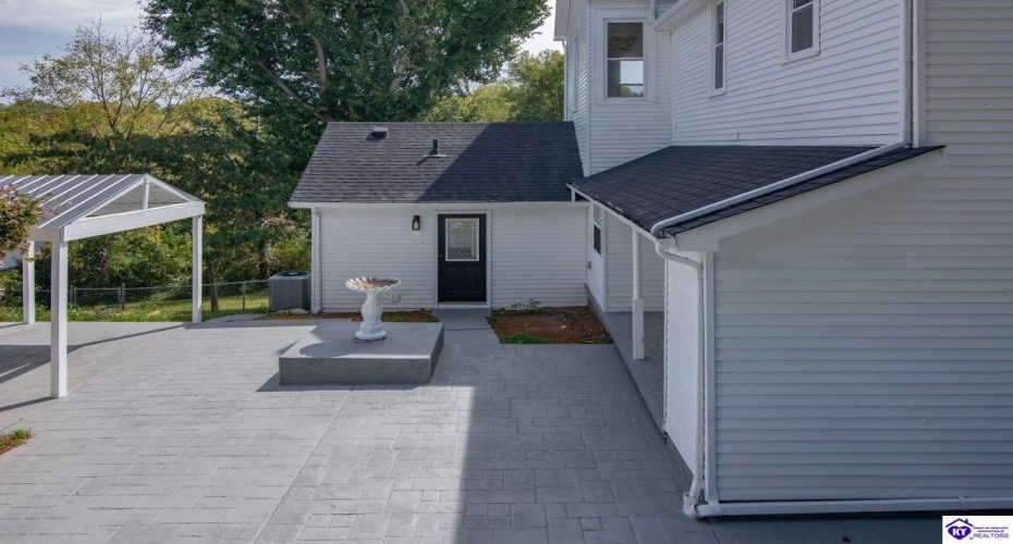 Main Street, Brandenburg, Kentucky 40108, ,6 BathroomsBathrooms,For Sale,Main Street,HK24004535