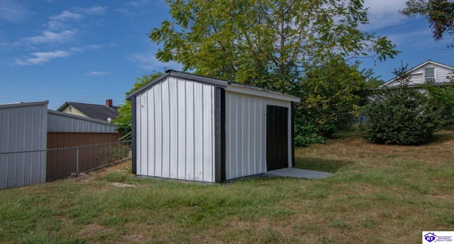 Main Street, Brandenburg, Kentucky 40108, ,6 BathroomsBathrooms,For Sale,Main Street,HK24004535