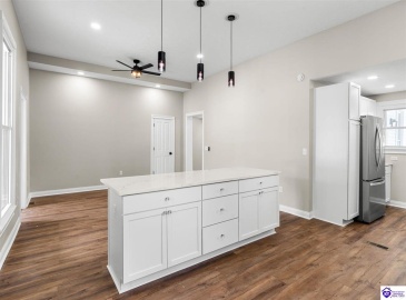 Main Street, Brandenburg, Kentucky 40108, ,6 BathroomsBathrooms,For Sale,Main Street,HK24004535