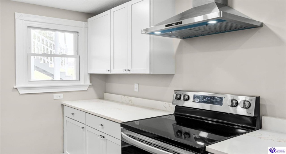 Main Street, Brandenburg, Kentucky 40108, ,6 BathroomsBathrooms,For Sale,Main Street,HK24004535