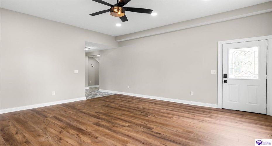 Main Street, Brandenburg, Kentucky 40108, ,6 BathroomsBathrooms,For Sale,Main Street,HK24004535