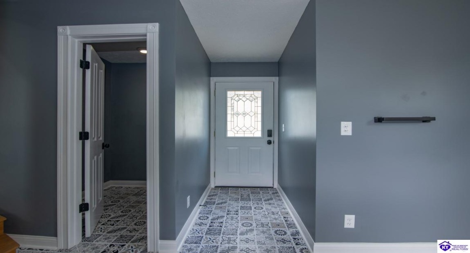 Main Street, Brandenburg, Kentucky 40108, ,6 BathroomsBathrooms,For Sale,Main Street,HK24004535