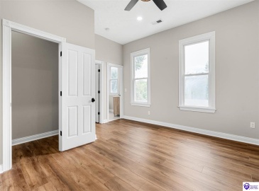 Main Street, Brandenburg, Kentucky 40108, ,6 BathroomsBathrooms,For Sale,Main Street,HK24004535