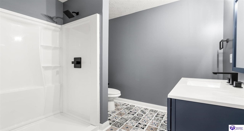 Main Street, Brandenburg, Kentucky 40108, ,6 BathroomsBathrooms,For Sale,Main Street,HK24004535