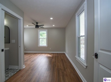 Main Street, Brandenburg, Kentucky 40108, ,6 BathroomsBathrooms,For Sale,Main Street,HK24004535