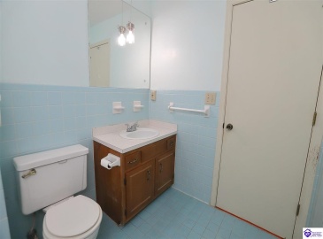 Glenwood Drive, Radcliff, Kentucky 40160, ,2 BathroomsBathrooms,For Sale,Glenwood Drive,HK24004536