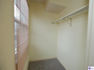 Glenwood Drive, Radcliff, Kentucky 40160, ,2 BathroomsBathrooms,For Sale,Glenwood Drive,HK24004536