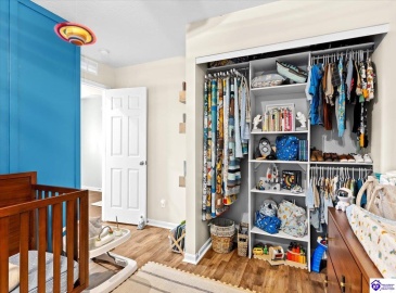 Boulders West Drive, Shepherdsville, Kentucky 42701, ,2 BathroomsBathrooms,For Sale,Boulders West Drive,HK24004537