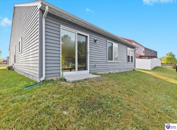 Boulders West Drive, Shepherdsville, Kentucky 42701, ,2 BathroomsBathrooms,For Sale,Boulders West Drive,HK24004537