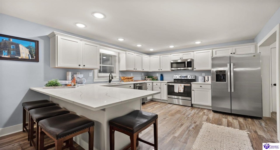 Elam Perkins Road, Greensburg, Kentucky 42743, ,2 BathroomsBathrooms,For Sale,Elam Perkins Road,HK24004538