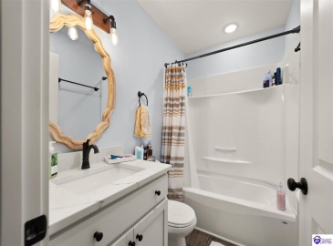 Elam Perkins Road, Greensburg, Kentucky 42743, ,2 BathroomsBathrooms,For Sale,Elam Perkins Road,HK24004538