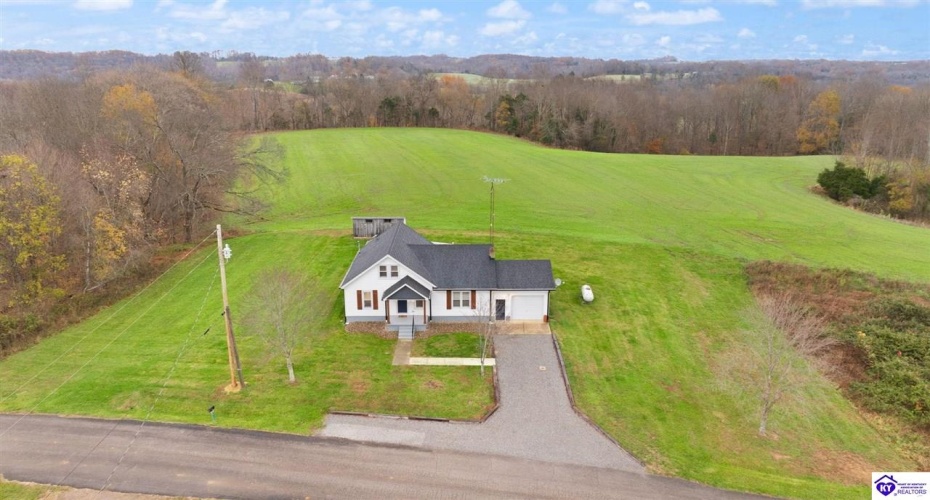 Elam Perkins Road, Greensburg, Kentucky 42743, ,2 BathroomsBathrooms,For Sale,Elam Perkins Road,HK24004538