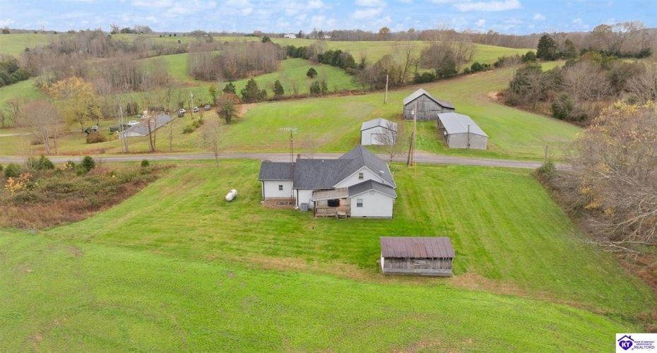 Elam Perkins Road, Greensburg, Kentucky 42743, ,2 BathroomsBathrooms,For Sale,Elam Perkins Road,HK24004538