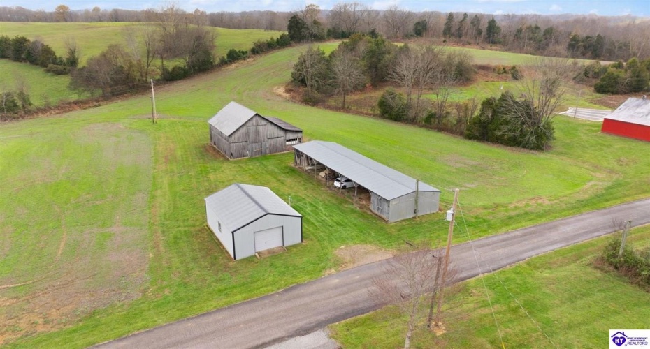 Elam Perkins Road, Greensburg, Kentucky 42743, ,2 BathroomsBathrooms,For Sale,Elam Perkins Road,HK24004538
